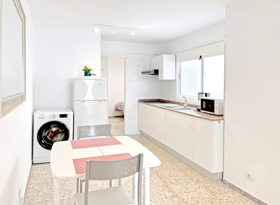 Cozy 2Bedroom Apartments In Los Cristianos Arona  Exterior foto